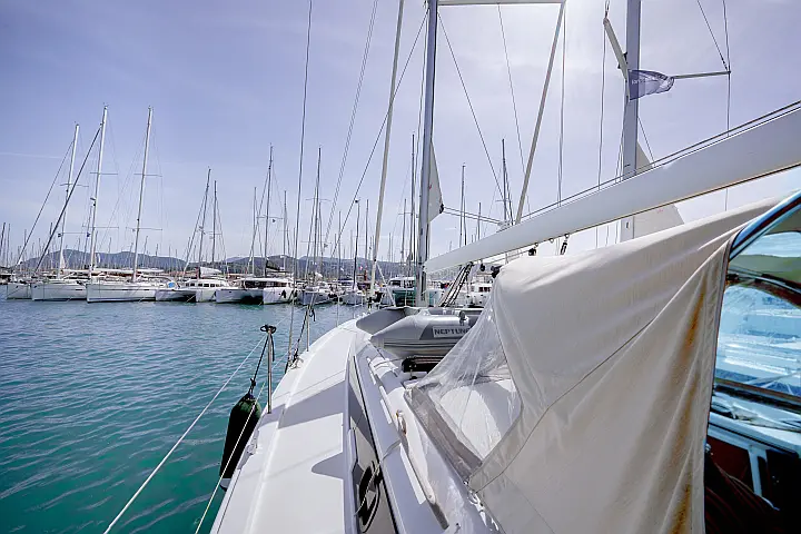 Dufour 390 - 