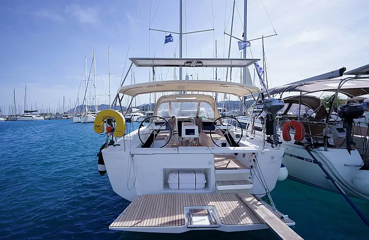 Dufour 390 - 