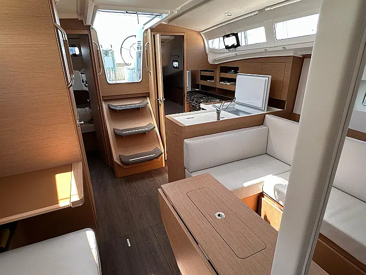 Sun Odyssey 380 - 