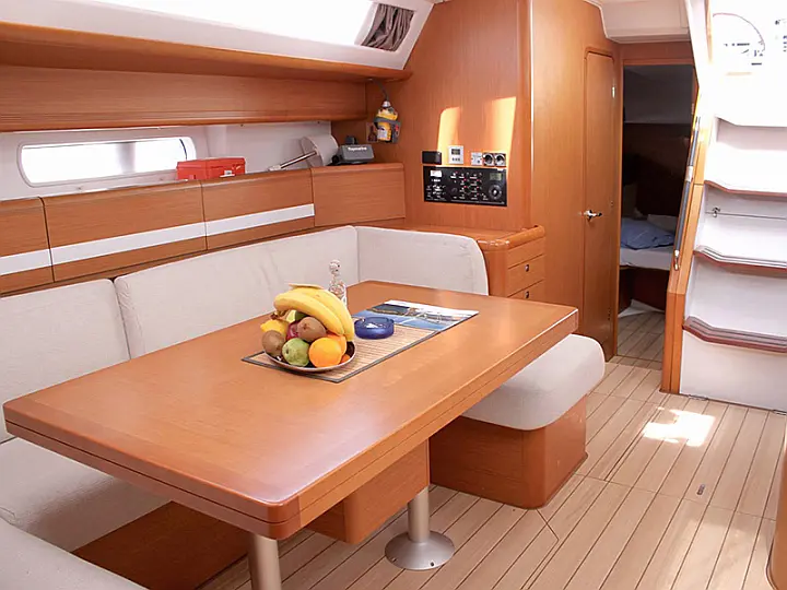 Jeanneau 53 - 