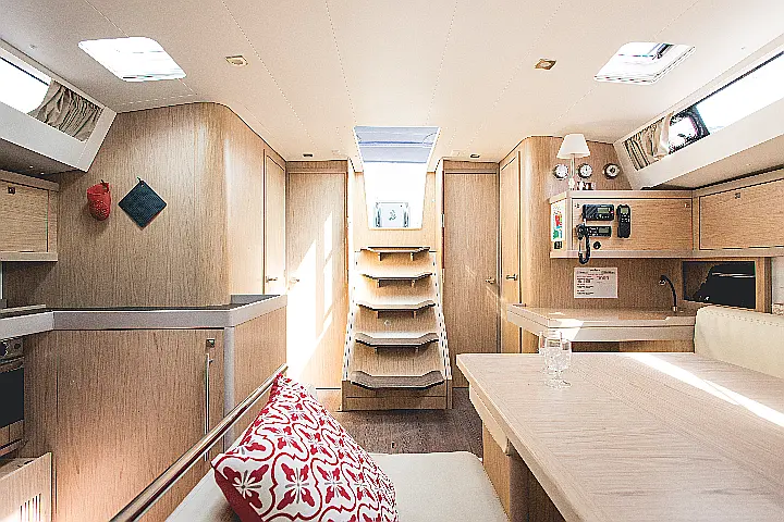 Sun Odyssey 519 - bagno