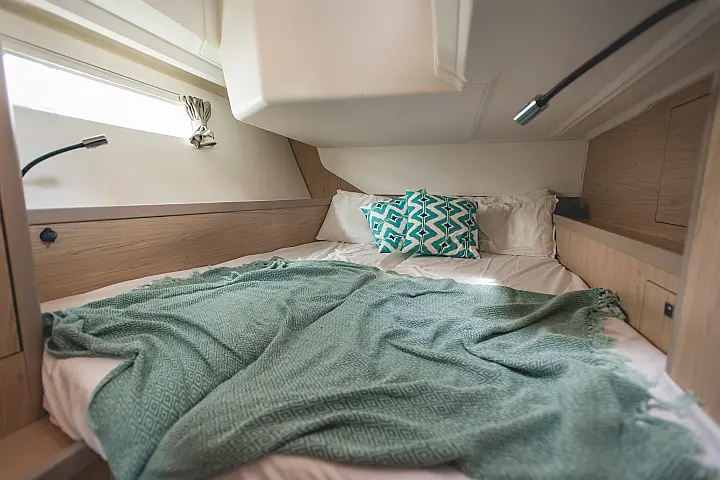 Oceanis 45 - cabina