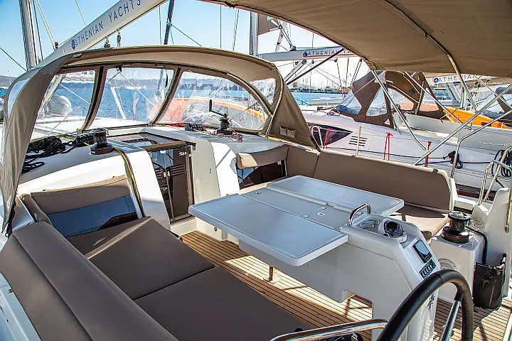 Sun Odyssey 490 4 cabins - 