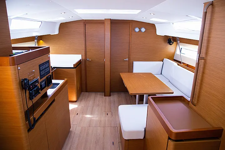 Sun Odyssey 490 4 cabins - 