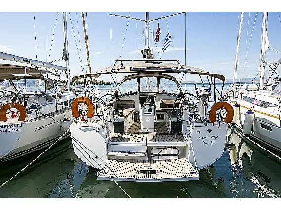 Sun Odyssey 440