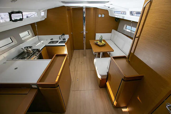 Sun Odyssey 440 - 