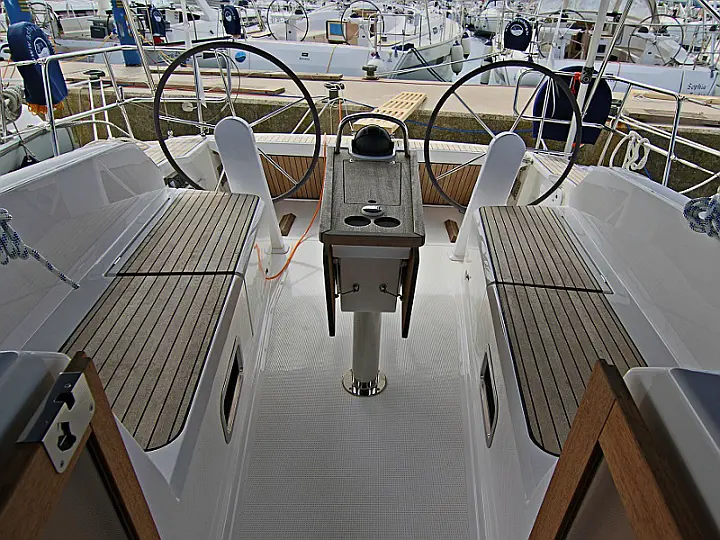 BAVARIA C 41 BT - 