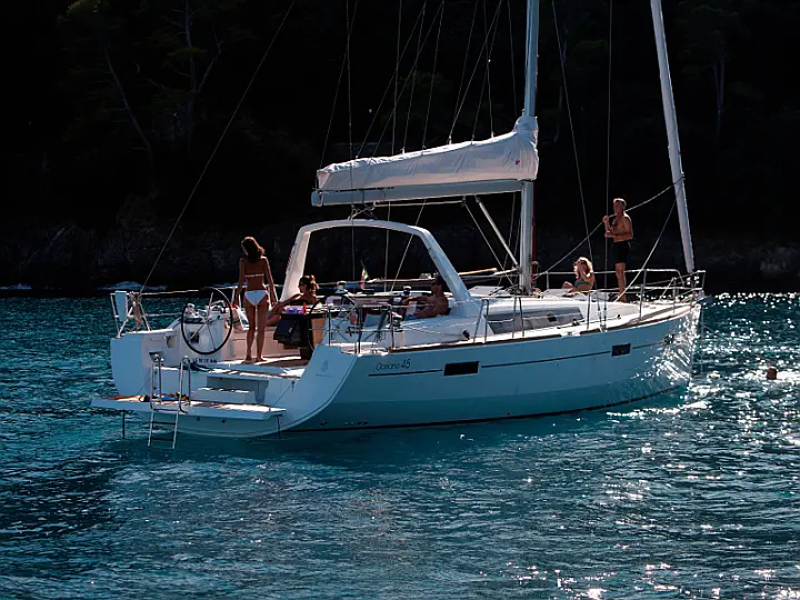 Oceanis 45-4 CABINS - 