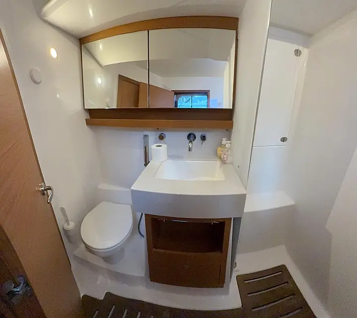 Dufour 530 - 