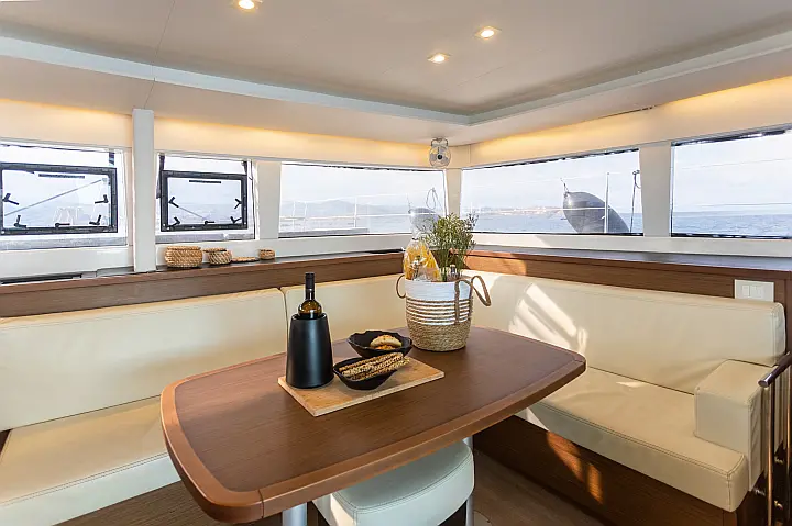 Lagoon 450 Fly - 