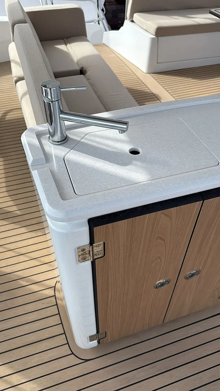 Bali 5.8-5 cabin - 