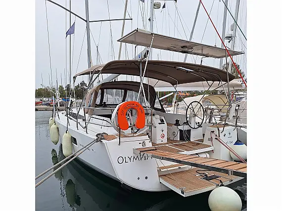 Sun Odyssey 440 (possible to be converted to 3 cabins)