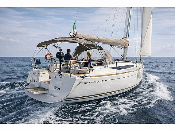 Sun Odyssey 439