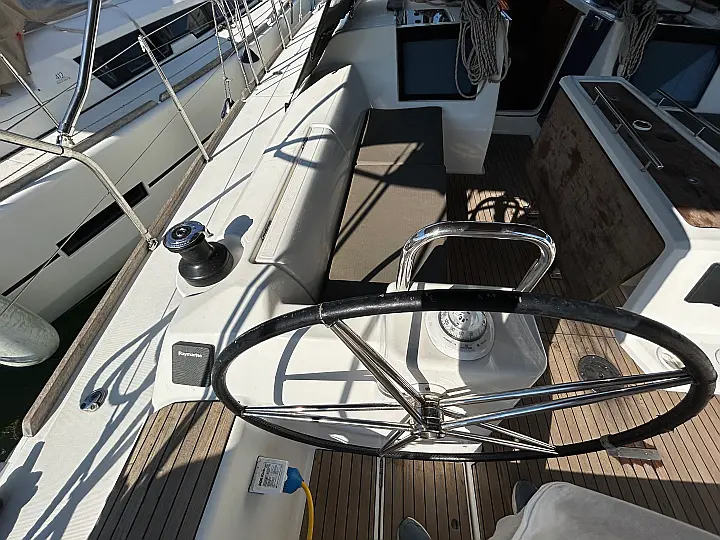Dufour 460 Grand Large (5cab/3wc) - 