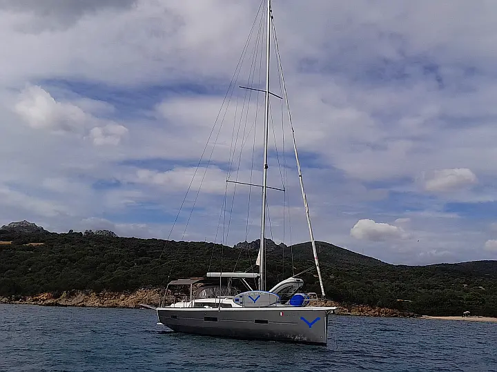 Dufour 460 Grand Large 5Cab - External image