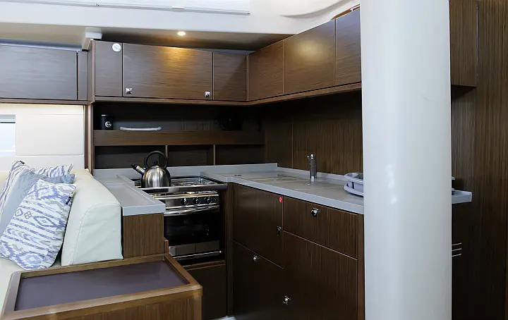 Bavaria C57 - 