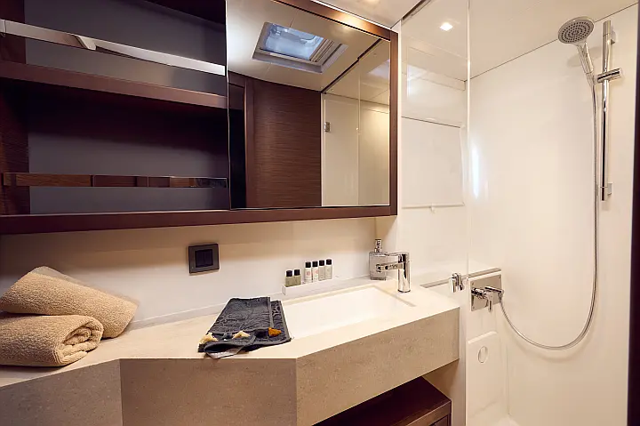 Lagoon 42  - 