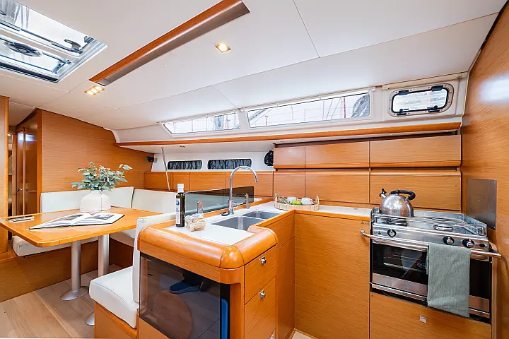 Sun Odyssey 439 - 