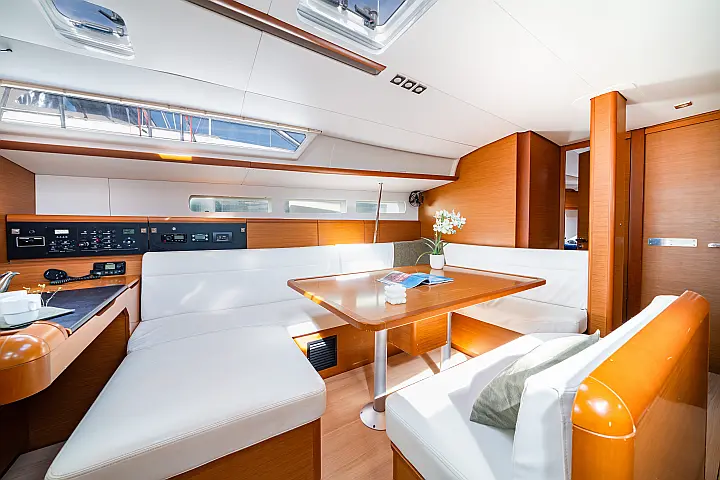 Sun Odyssey 519 -  5 cabs - 