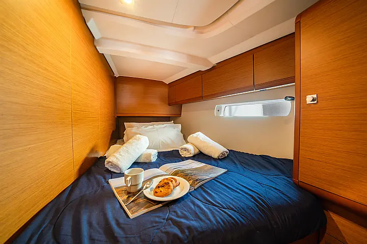 Sun Odyssey 519 -  5 cabs - 