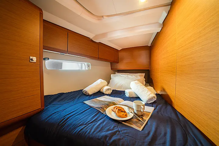 Sun Odyssey 519 -  5 cabs - 