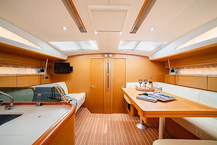 Jeanneau 53 (6 cab) - 