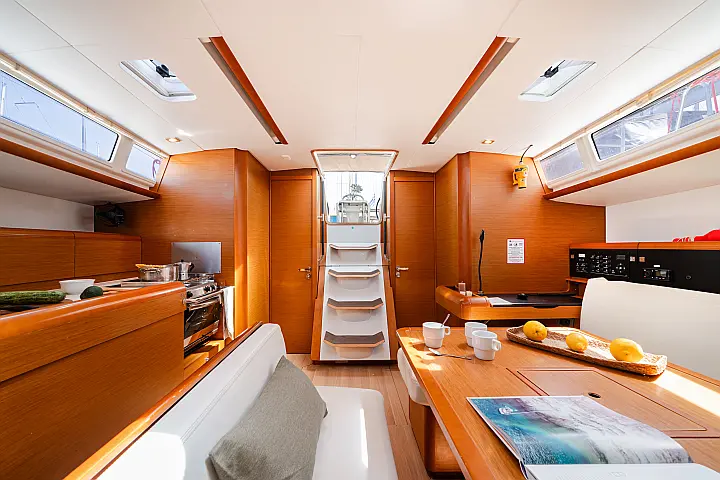 Sun Odyssey 479 - 