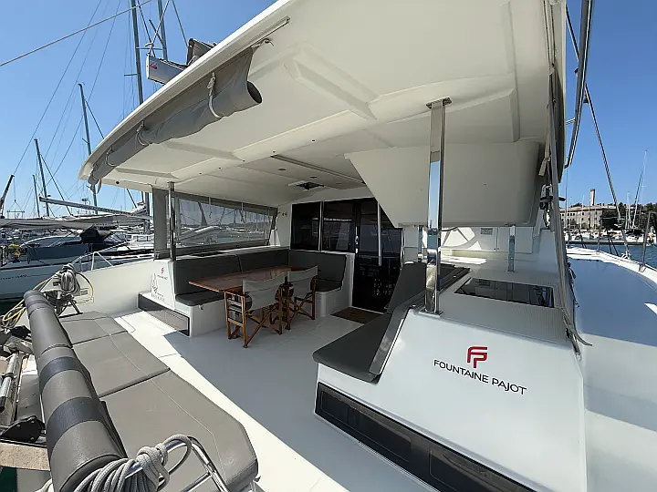 Lucia 40 - 