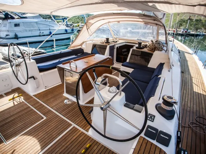 Dufour 56 Exclusive - 