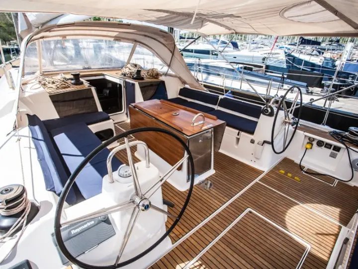 Dufour 56 Exclusive - 