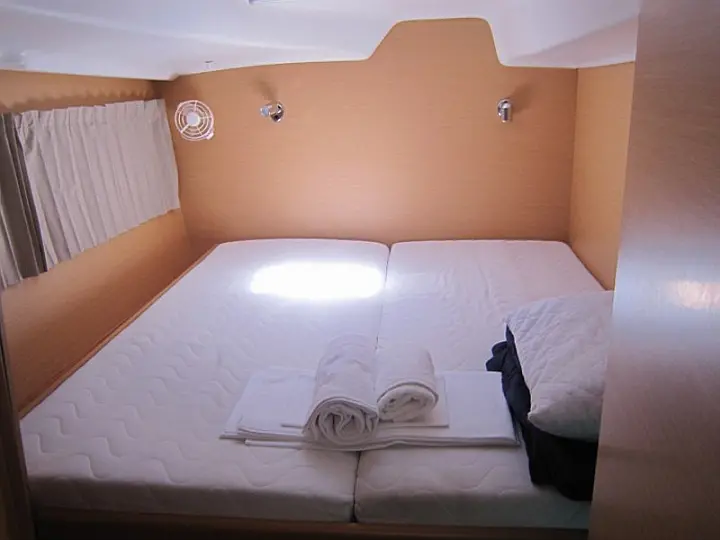 Lagoon 380 - 