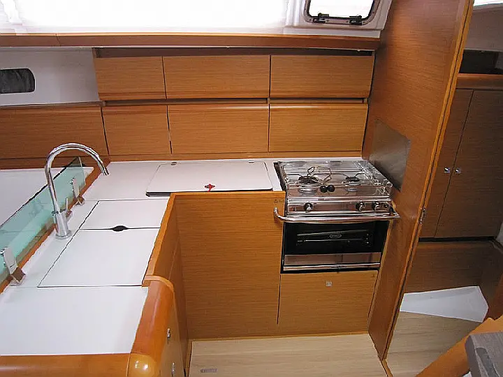 Sun Odyssey 449 - 