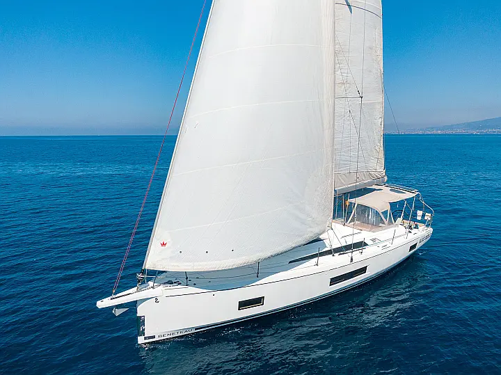 Oceanis 46.1 - External image