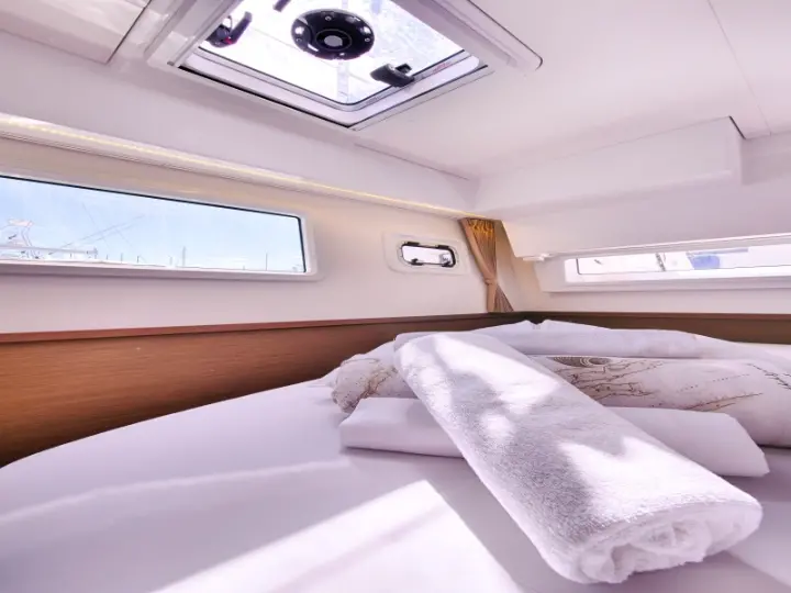 Lagoon 42 - 
