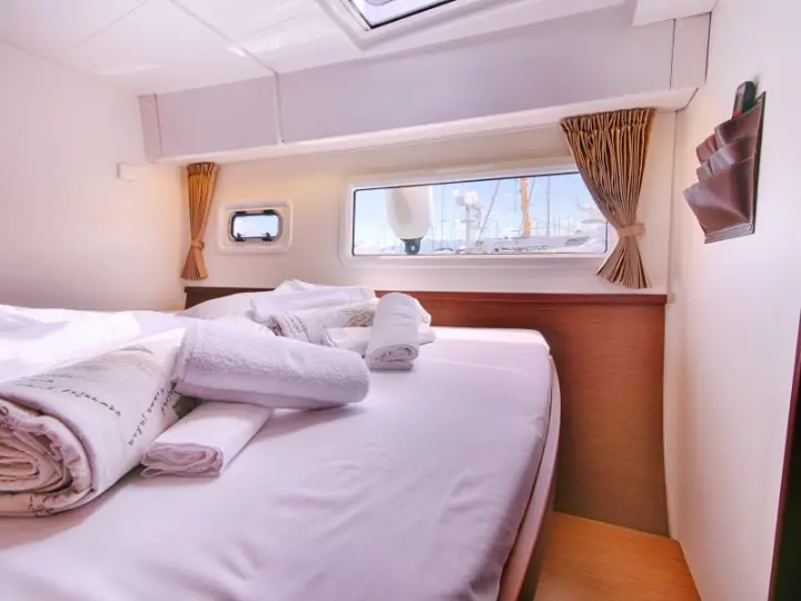 Lagoon 42 - 