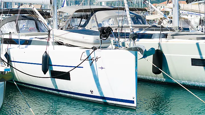 Bavaria C45  - 