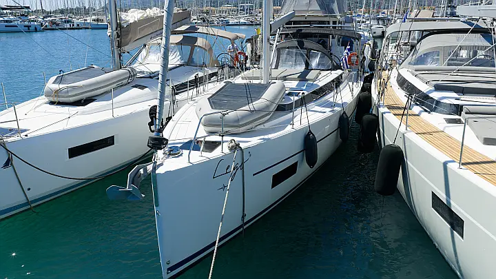 Bavaria C45  - 