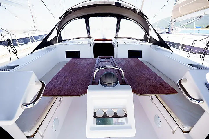 Bavaria C45  - 