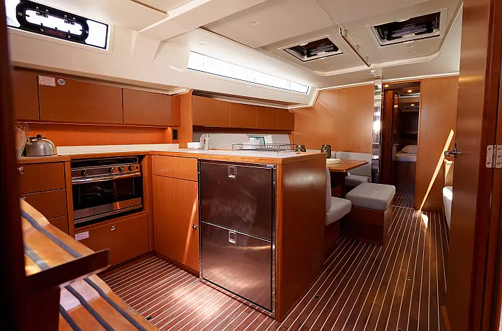 Bavaria C45  - 