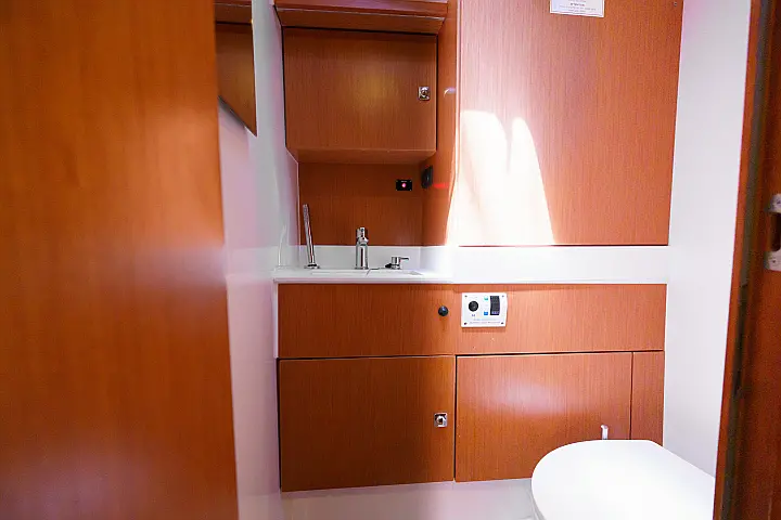 Bavaria C45  - 