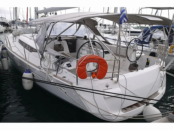 Sun Odyssey 469 - External image