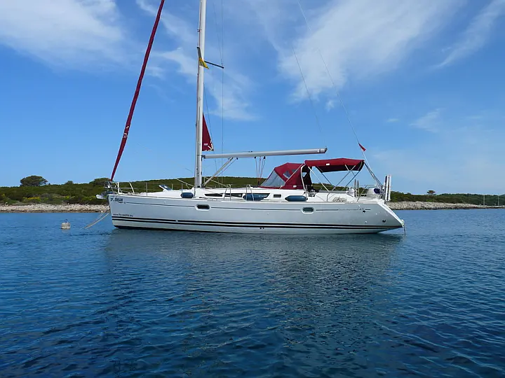 Sun Odyssey 45 - External image