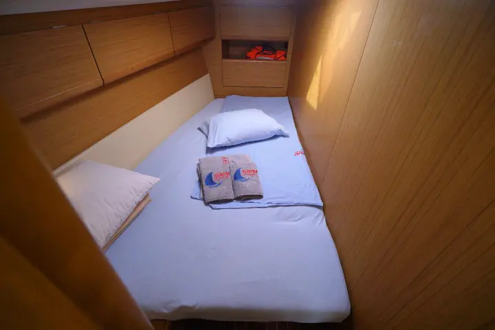 Sun Odyssey 49i - 