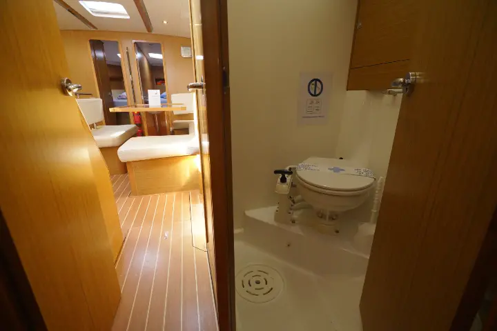 Sun Odyssey 49i - 