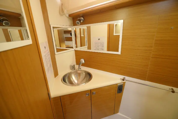 Sun Odyssey 49i - 