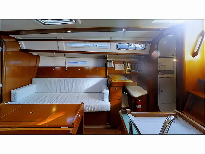 Dufour 34 Performance - 