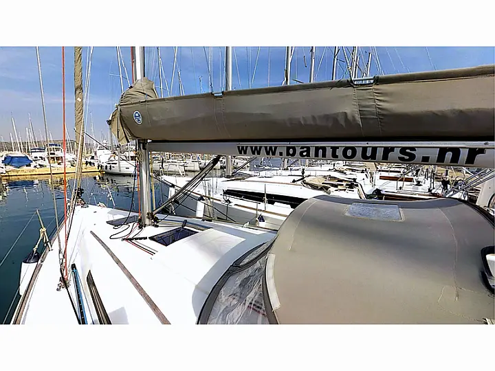 Dufour 34 Performance - 