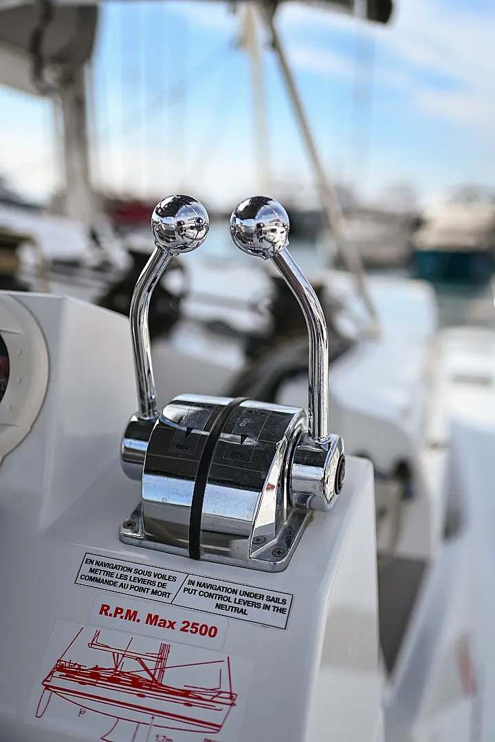 Astréa 42 - 