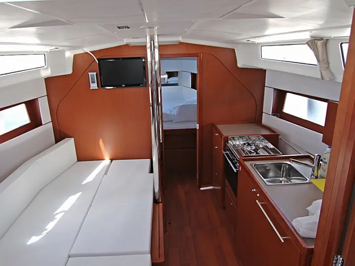 OCEANIS 38.1 BT - 