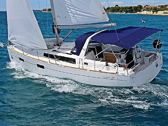 OCEANIS 38 BT